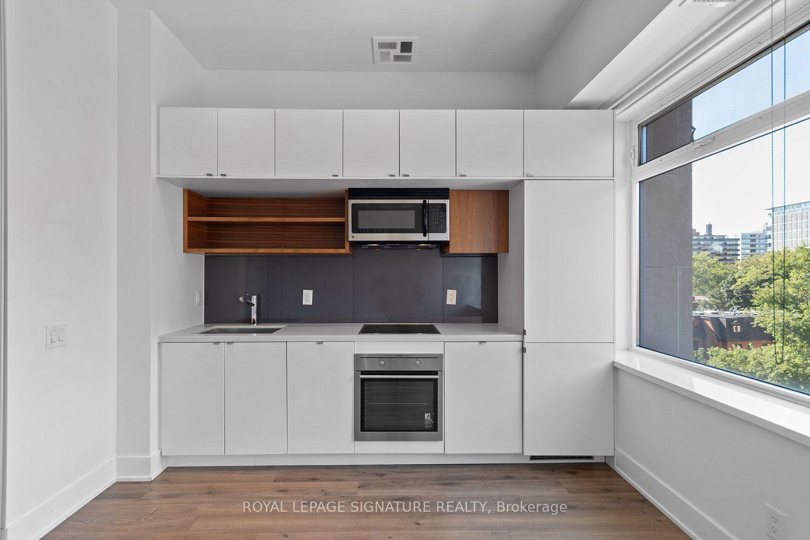 111 St Clair Ave W, unit 501 for rent - image #19