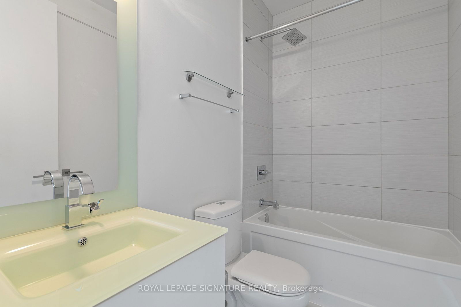 111 St Clair Ave W, unit 501 for rent - image #7