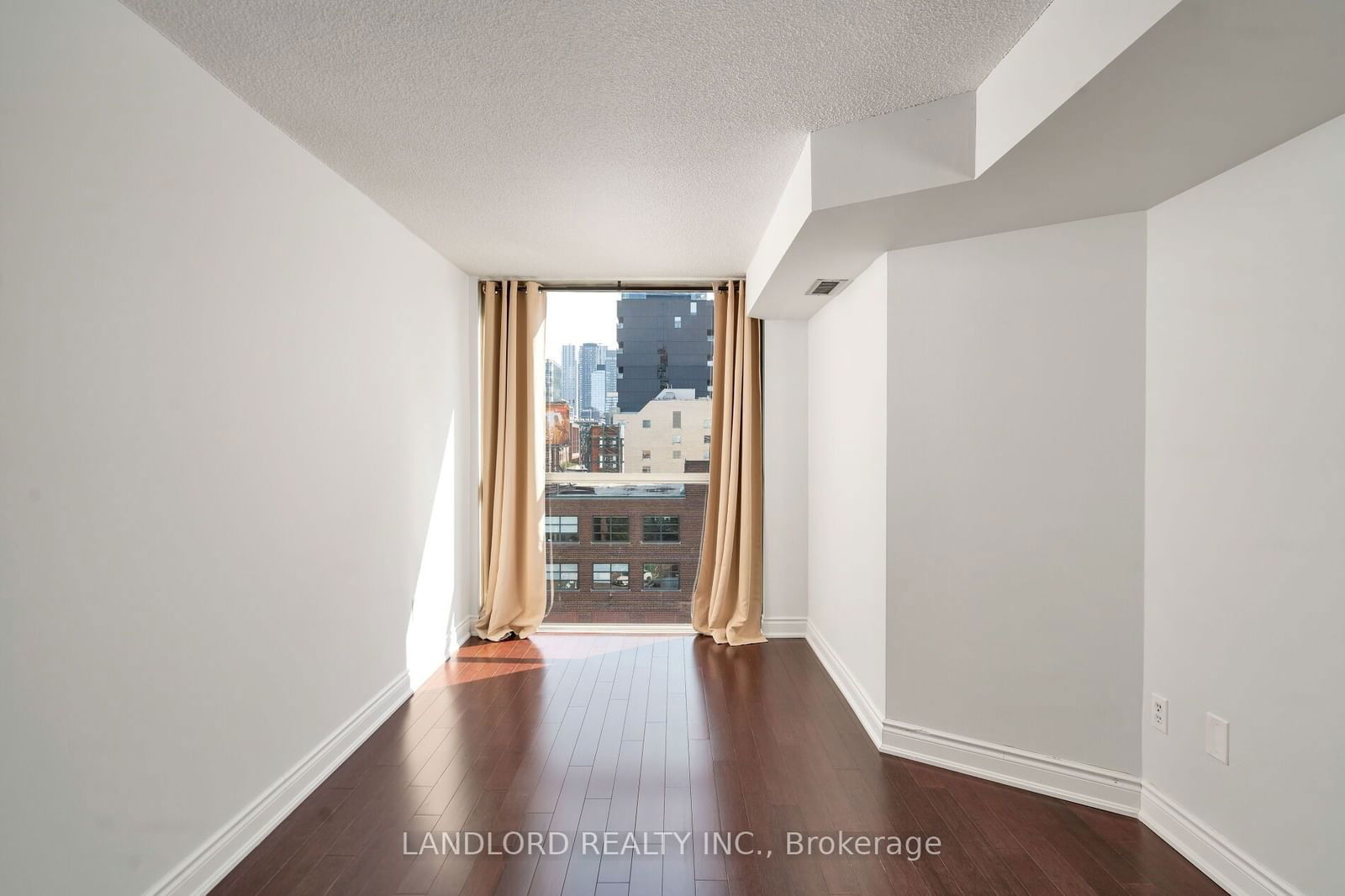 705 King St W, unit 603 for sale - image #16