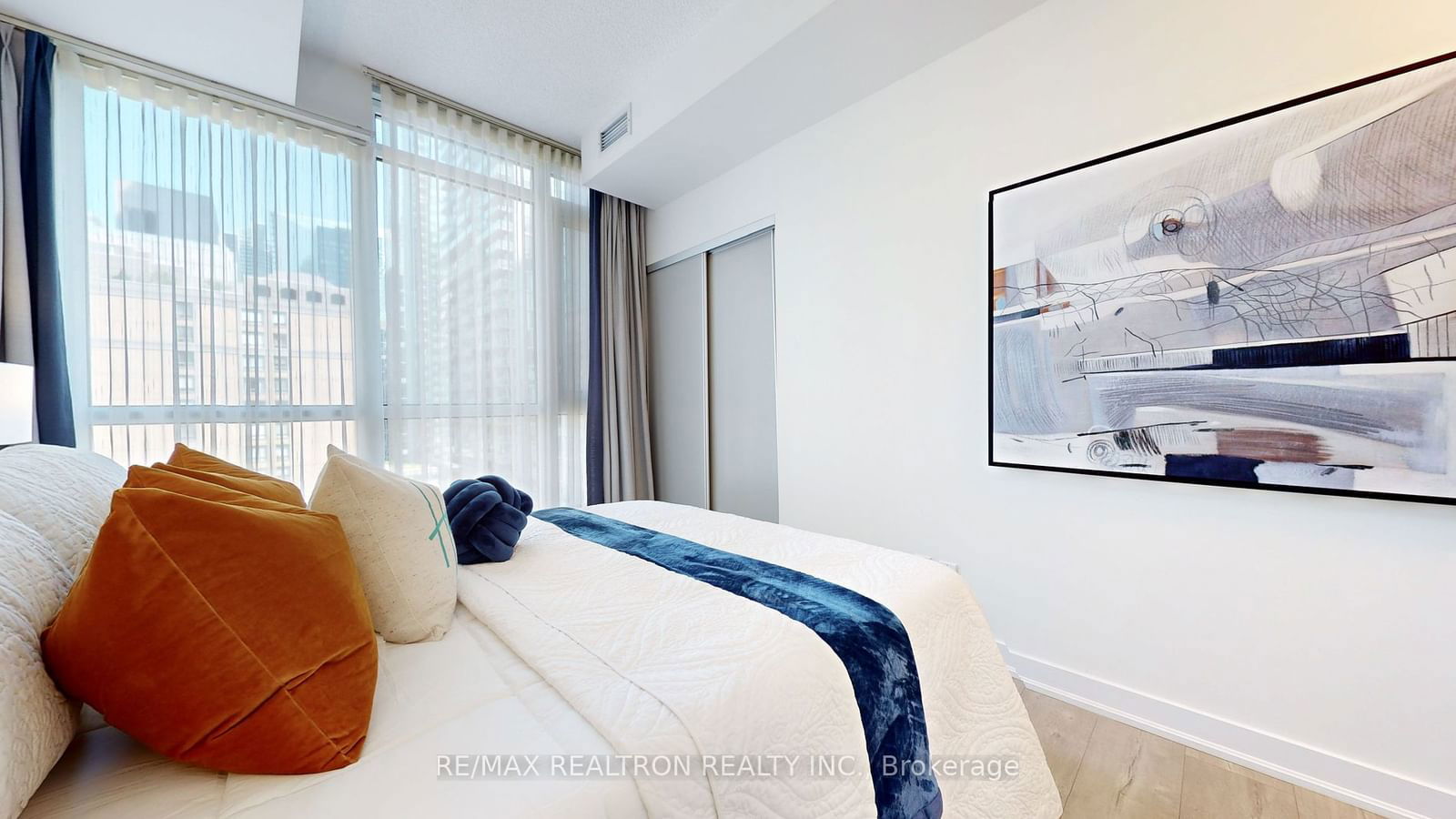 30 Nelson St, unit 1004 for sale - image #20