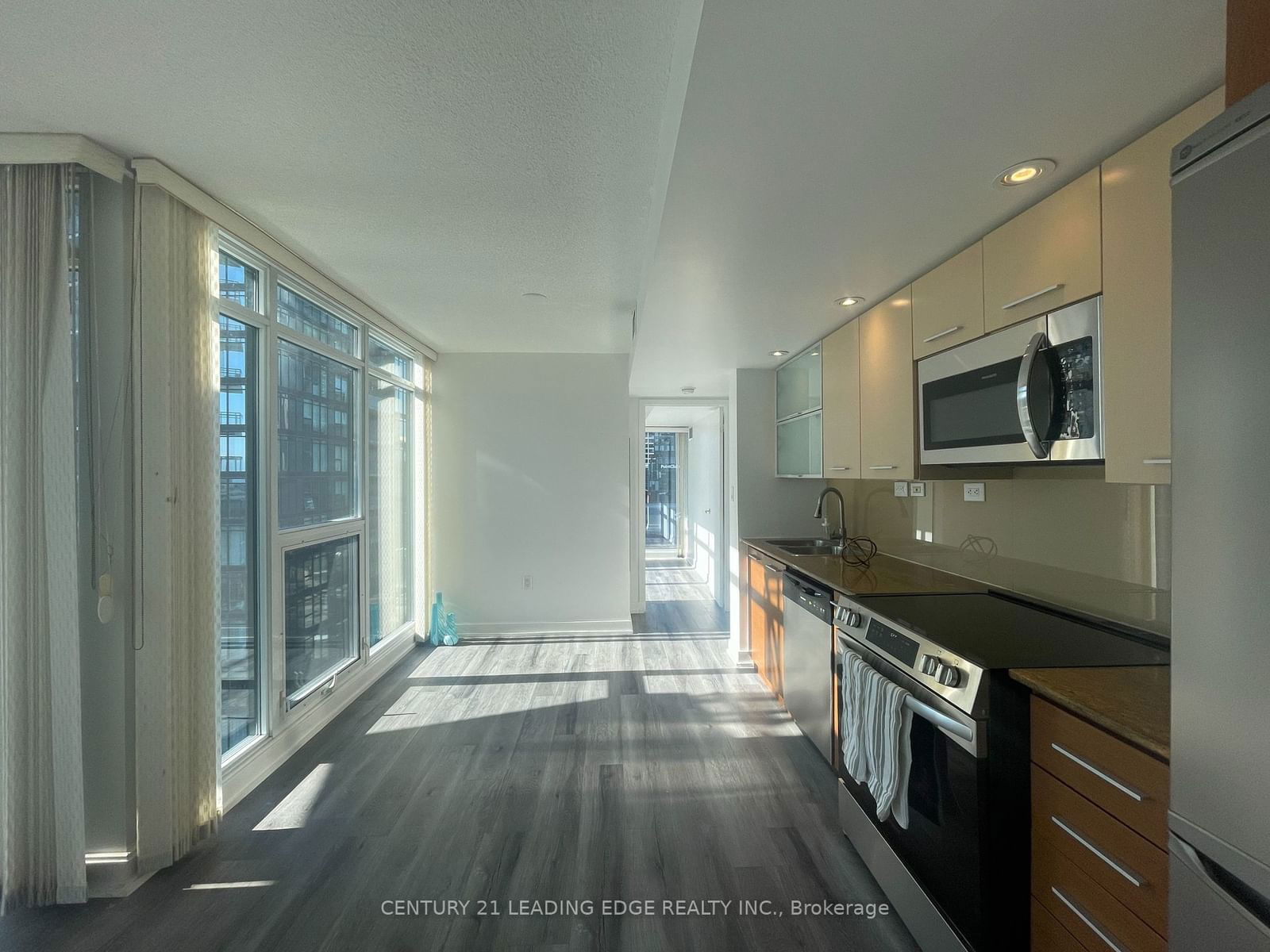 8 TELEGRAM Mews, unit 1109 for rent - image #4