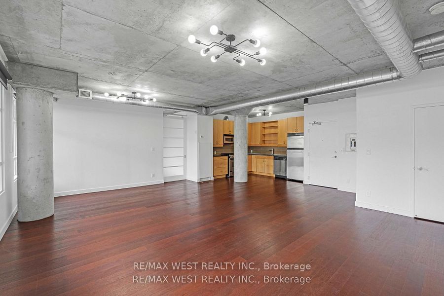 42 Camden St, unit 303 for rent - image #9