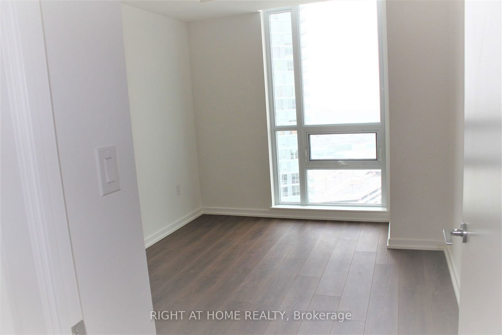 62 Forest Manor Rd, unit 2103 for rent - image #7