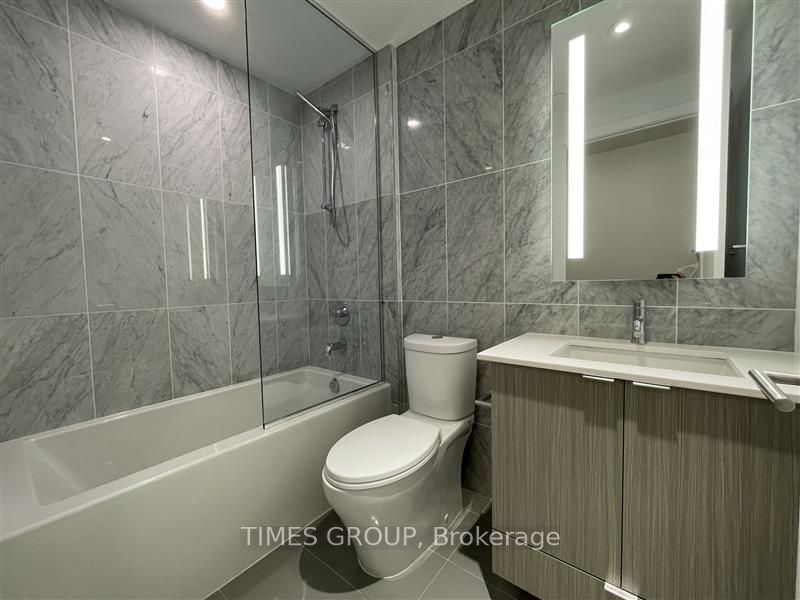 585 Bloor St E, unit 4221 for rent - image #7