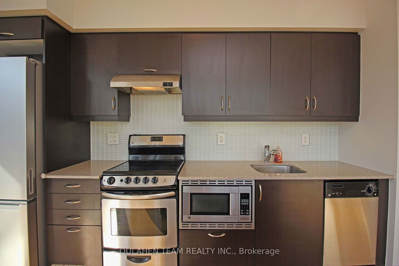 320 Richmond St E, unit 1303 for rent - image #8