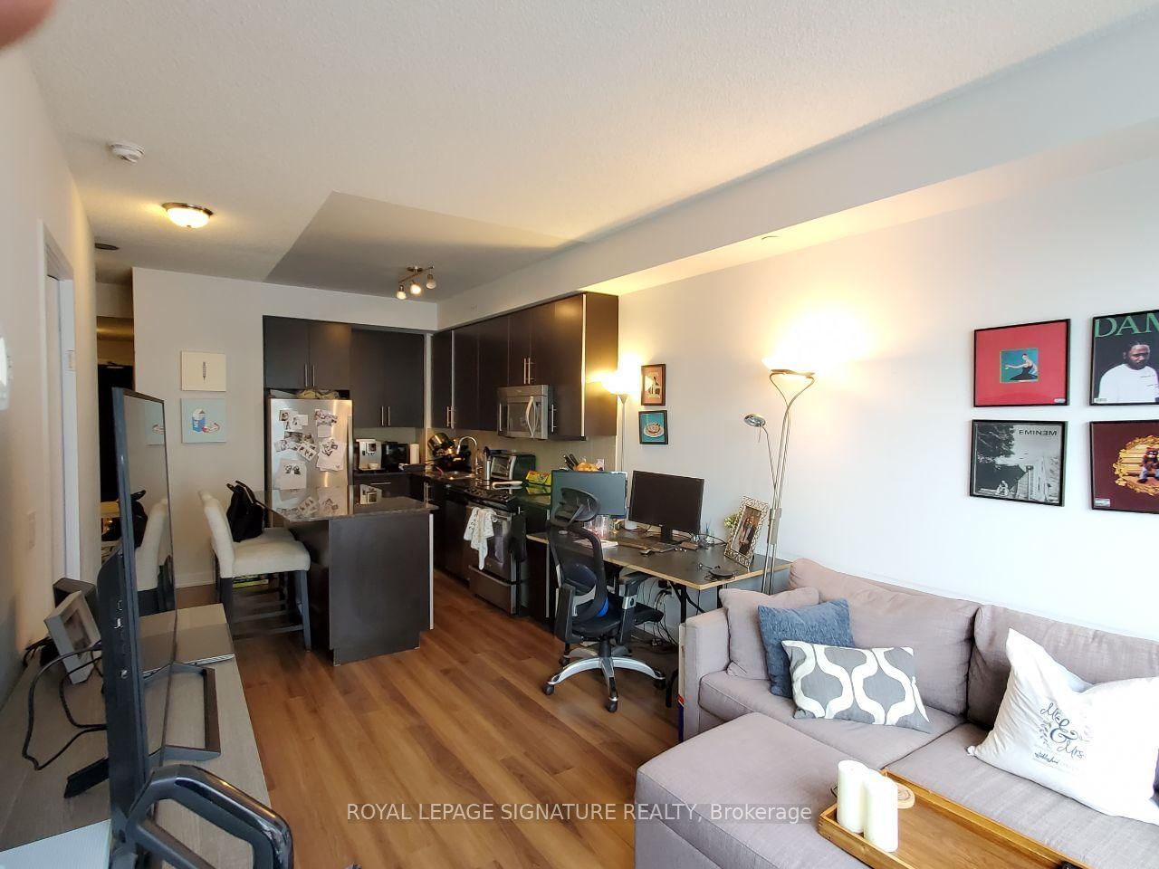 60 Berwick Ave, unit 617 for rent