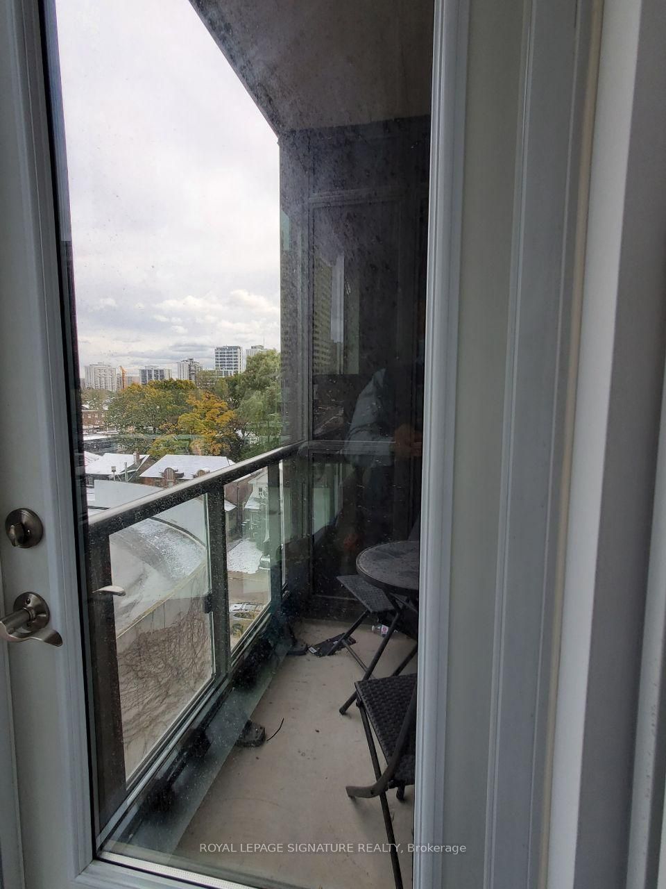 60 Berwick Ave, unit 617 for rent