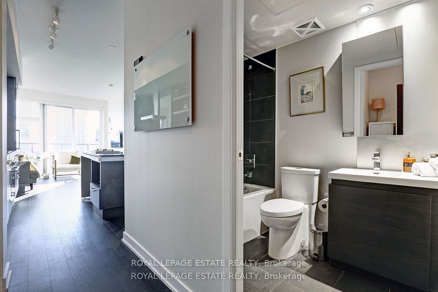 1030 King St W, unit 1019 for sale - image #19