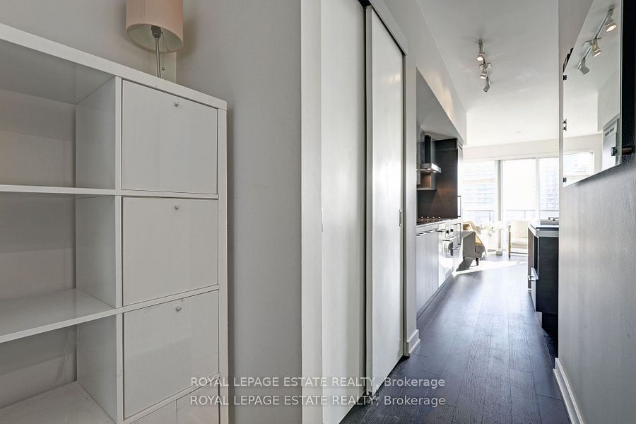 1030 King St W, unit 1019 for sale - image #4