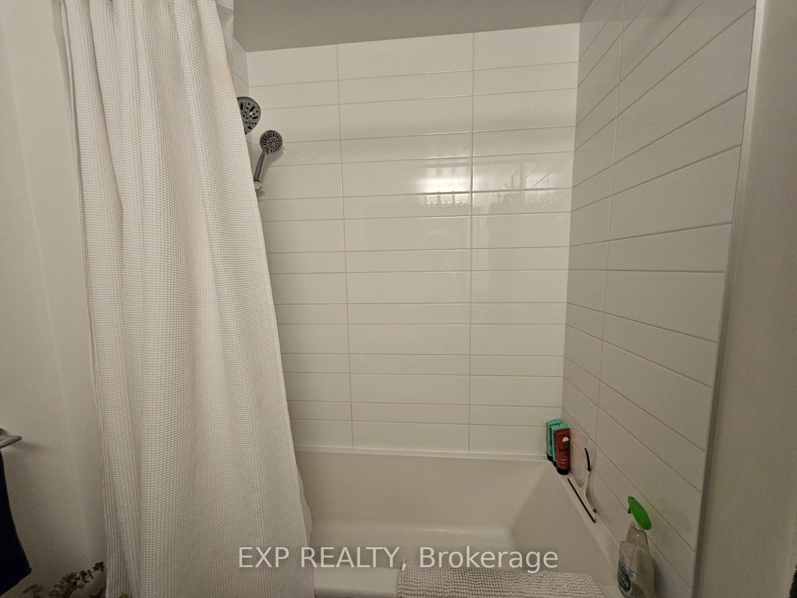 38 Iannuzzi St, unit 205 for rent - image #14