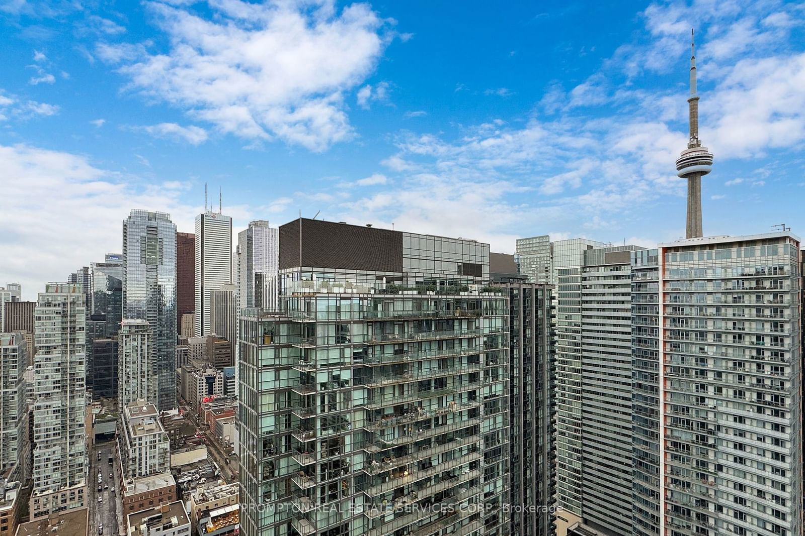 38 Widmer St, unit 5003 for sale - image #4