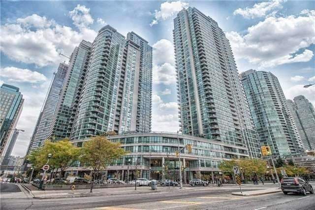 16 Yonge St, unit 1606 for rent - image #1