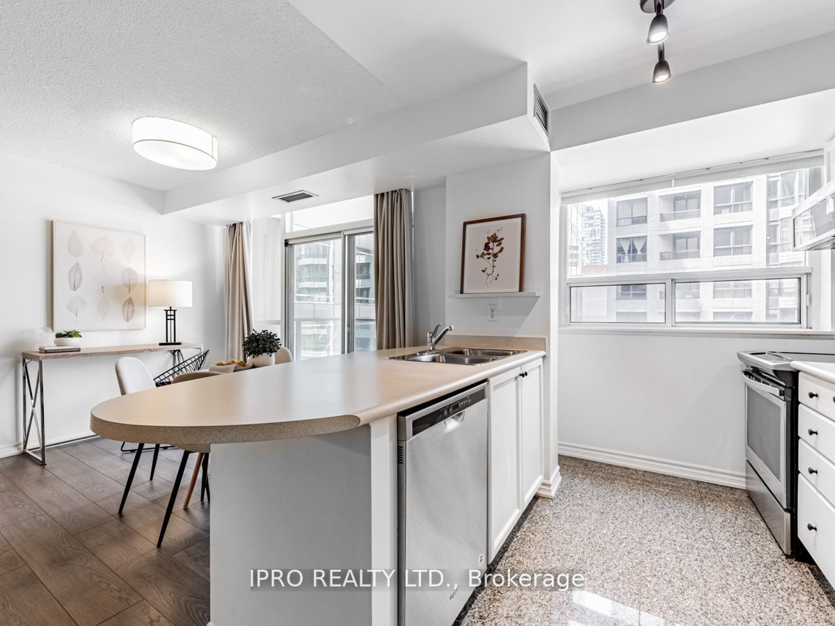 30 Hayden St, unit 707 for sale - image #19