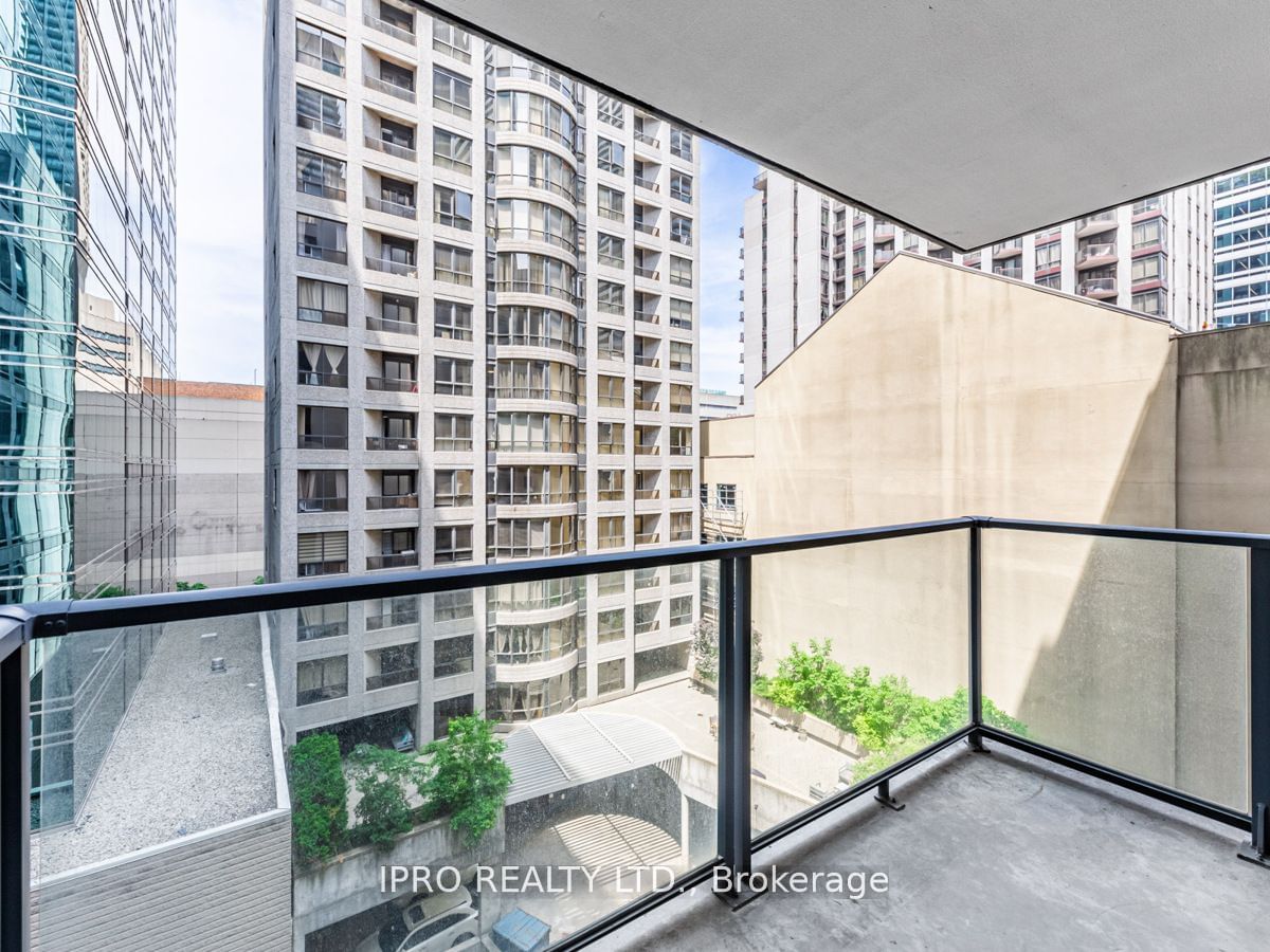 30 Hayden St, unit 707 for sale