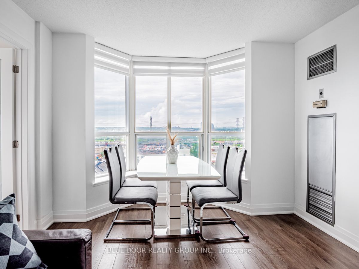 21 Overlea Blvd, unit 1004 for sale - image #13