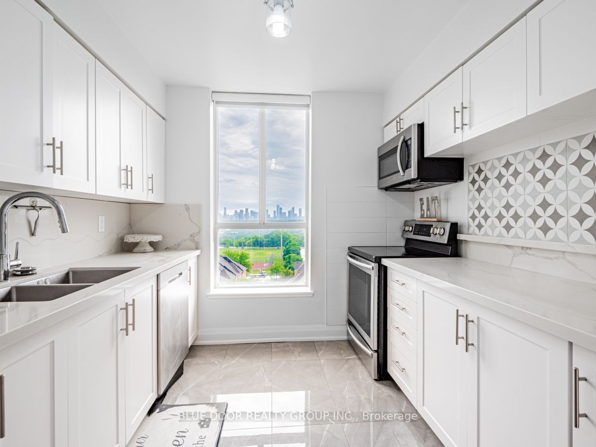 21 Overlea Blvd, unit 1004 for sale - image #16