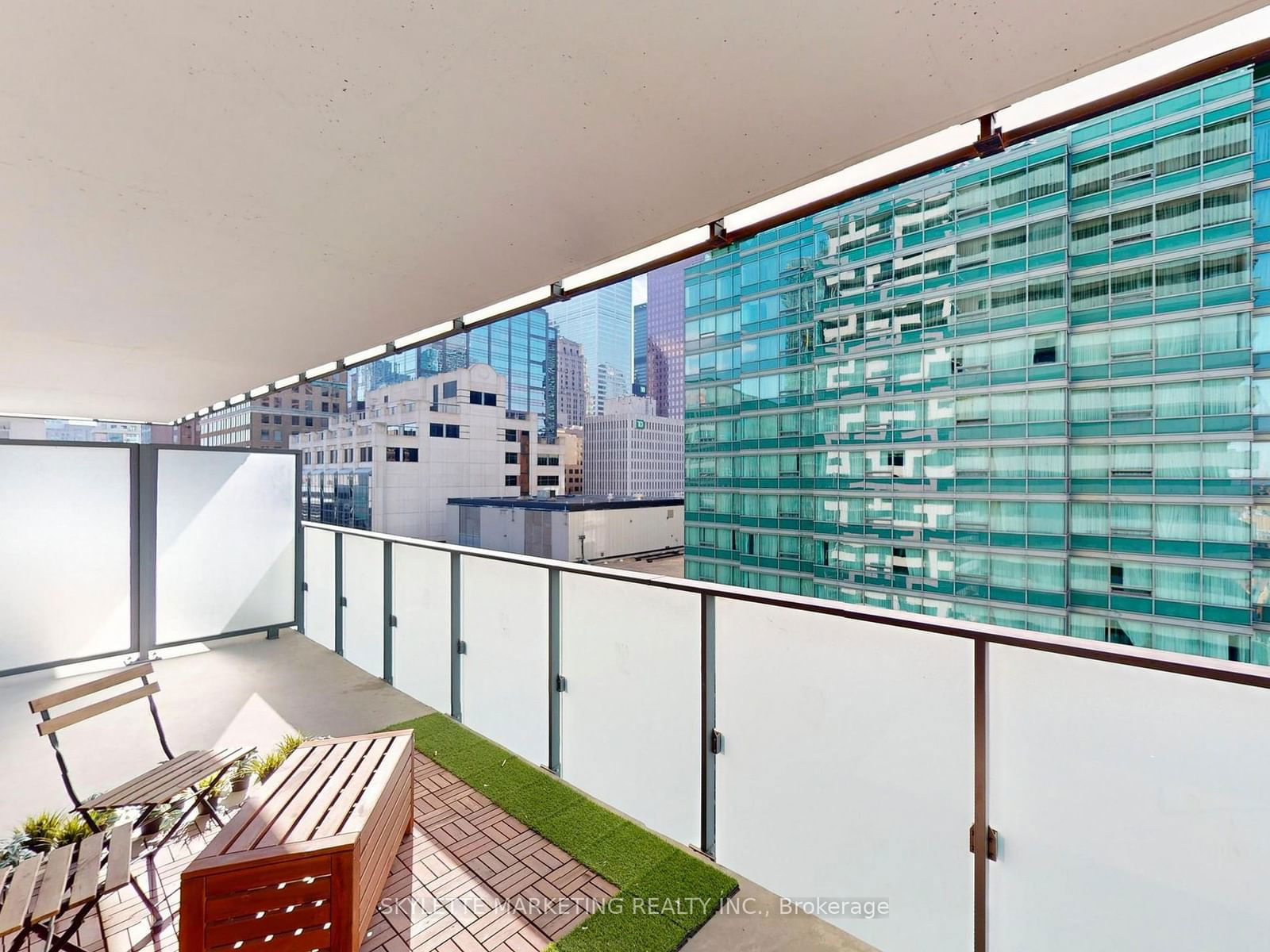 25 Richmond St E, unit 1411 for sale - image #27