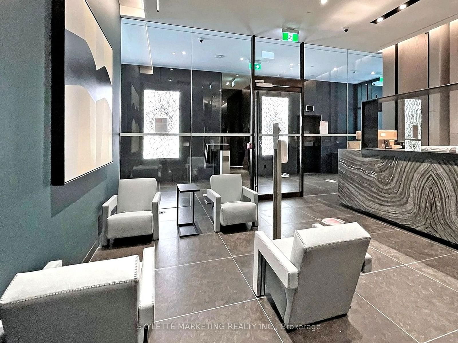 25 Richmond St E, unit 1411 for sale