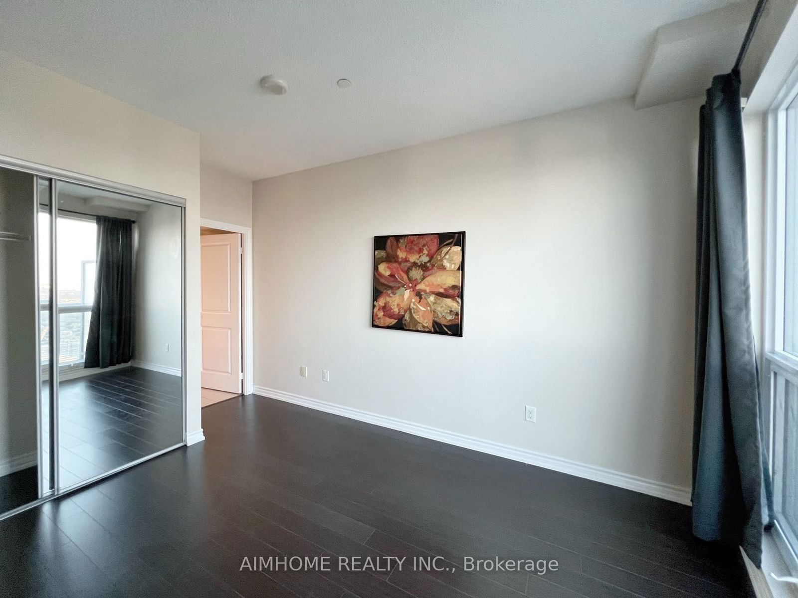 386 Yonge St, unit 4804 for rent - image #7