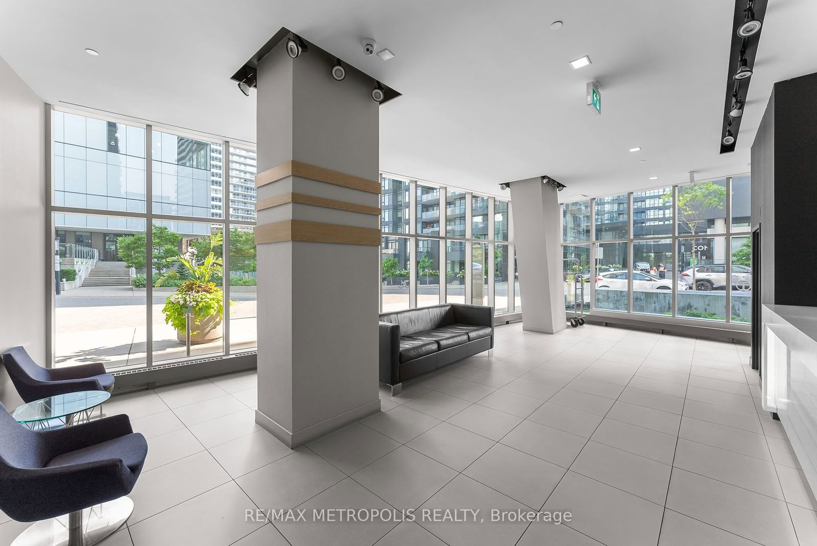 85 Queens Wharf Rd, unit 702 for rent