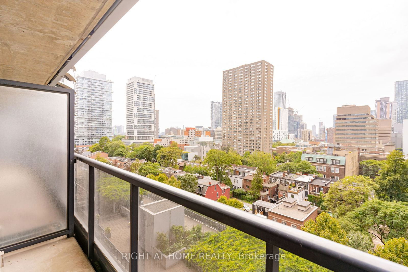 21 Carlton St, unit 1010 for sale - image #11