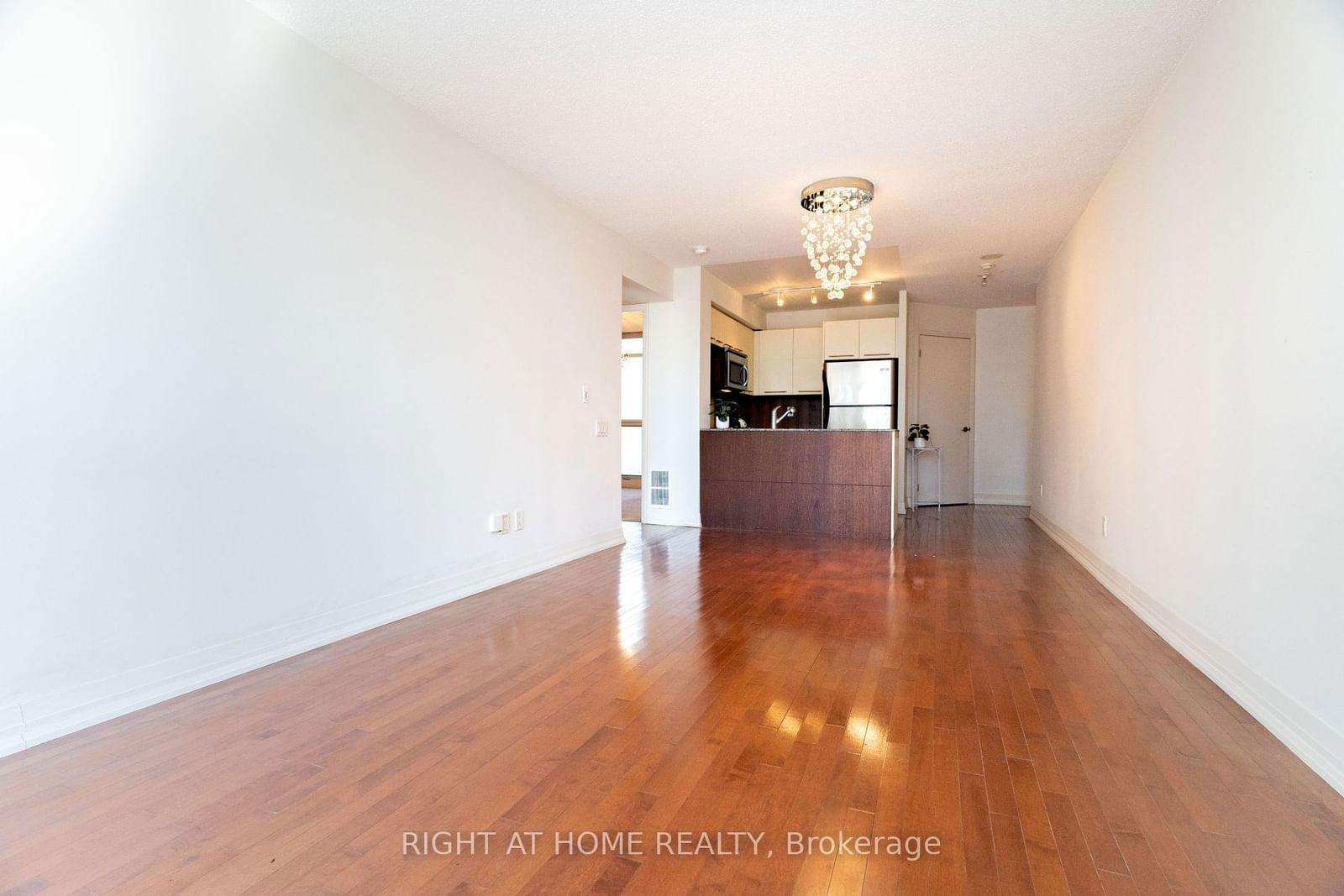 21 Carlton St, unit 1010 for sale - image #15