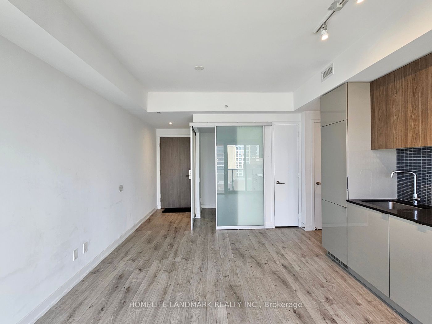 161 Roehampton Ave, unit 1502 for sale - image #10