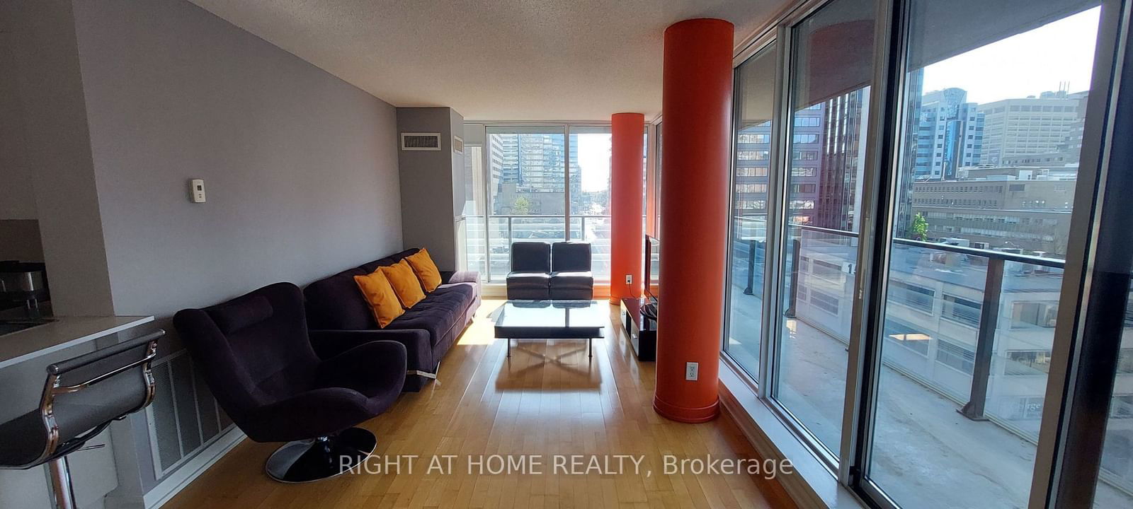 111 Elizabeth St, unit 926 for rent