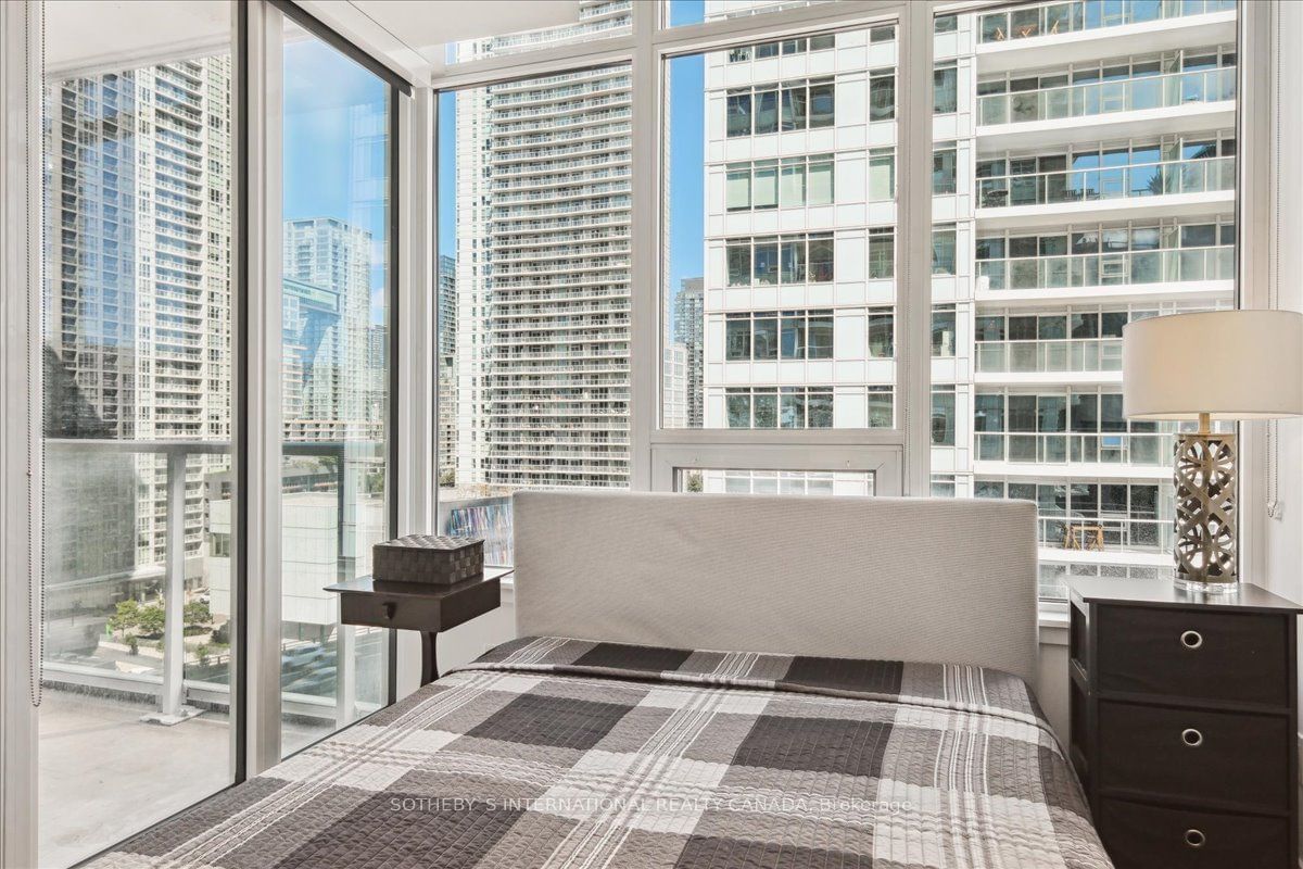 19 Bathurst St, unit 1210 for rent - image #30