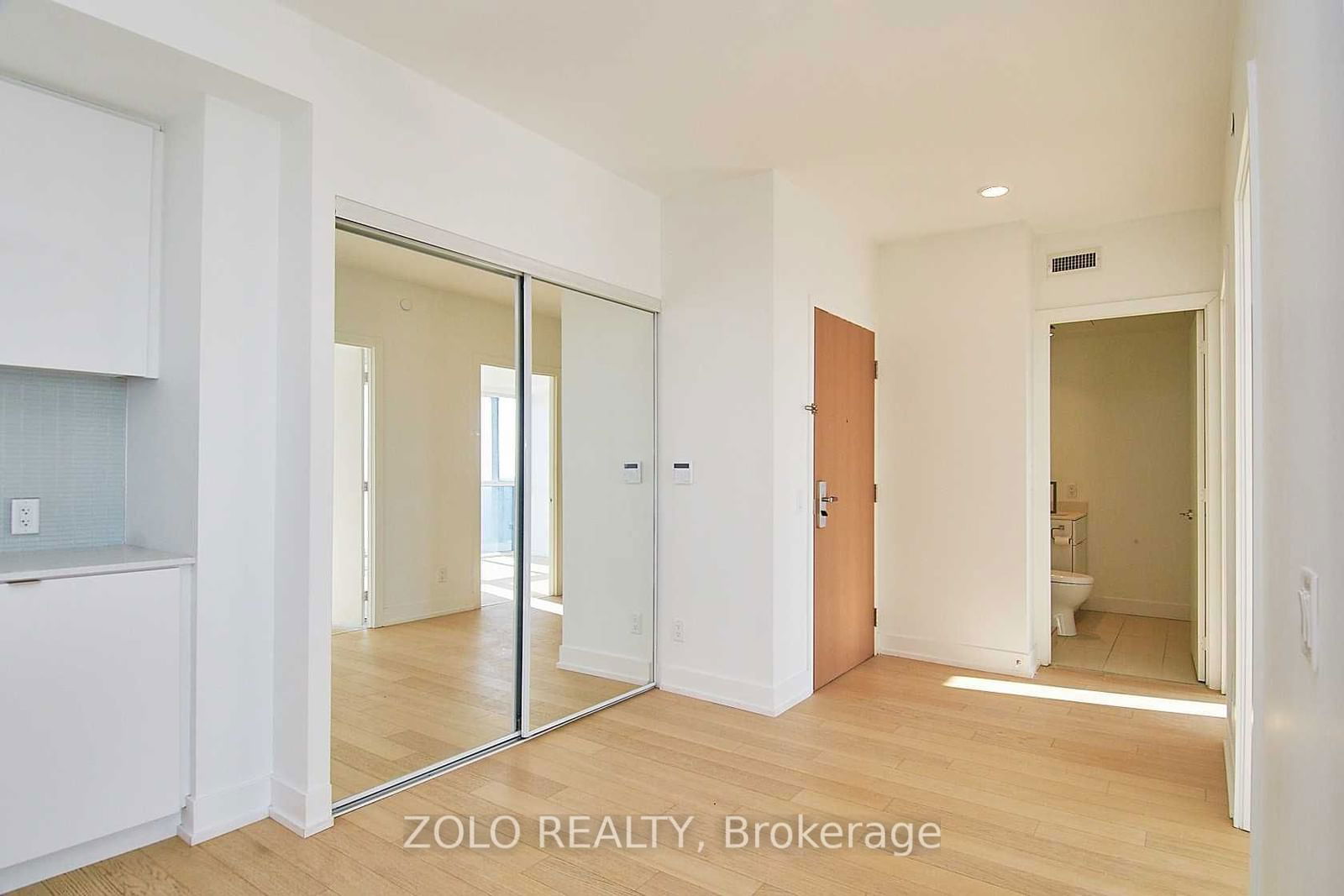 7 Grenville St, unit 5411 for rent - image #5