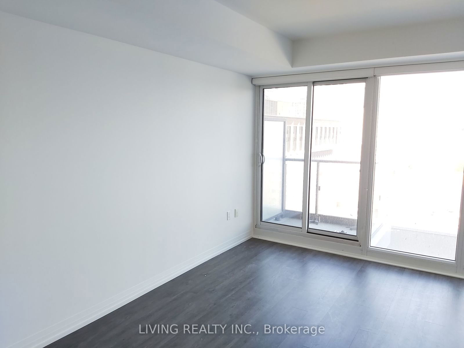 251 Jarvis St, unit 1231 for rent - image #3