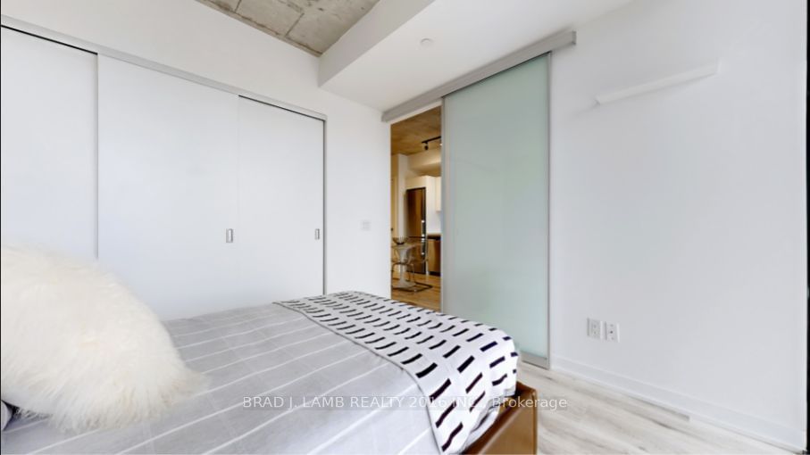 55 Ontario St, unit 1410 for sale - image #19