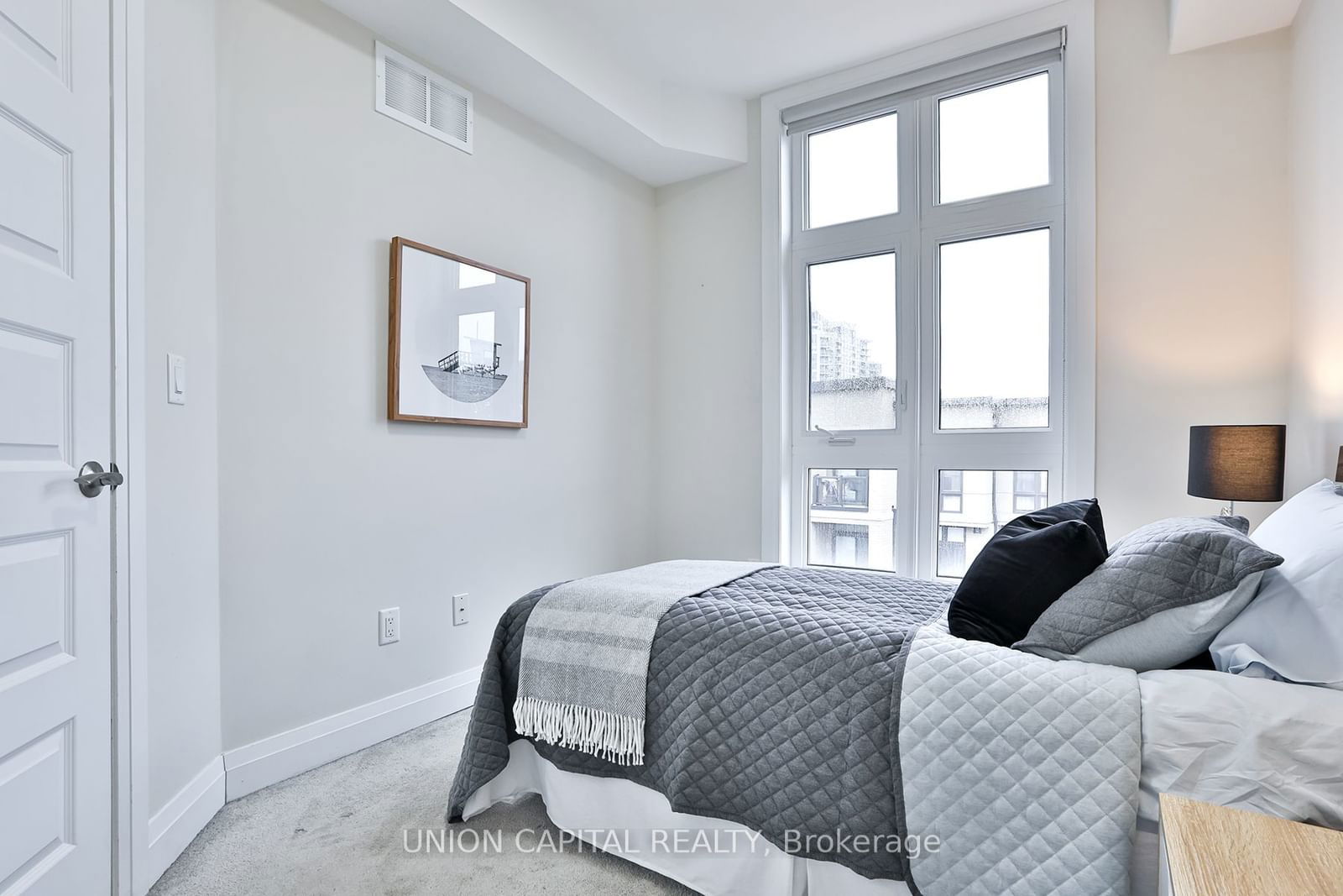 23 Eldora Ave, unit 109 for sale - image #24