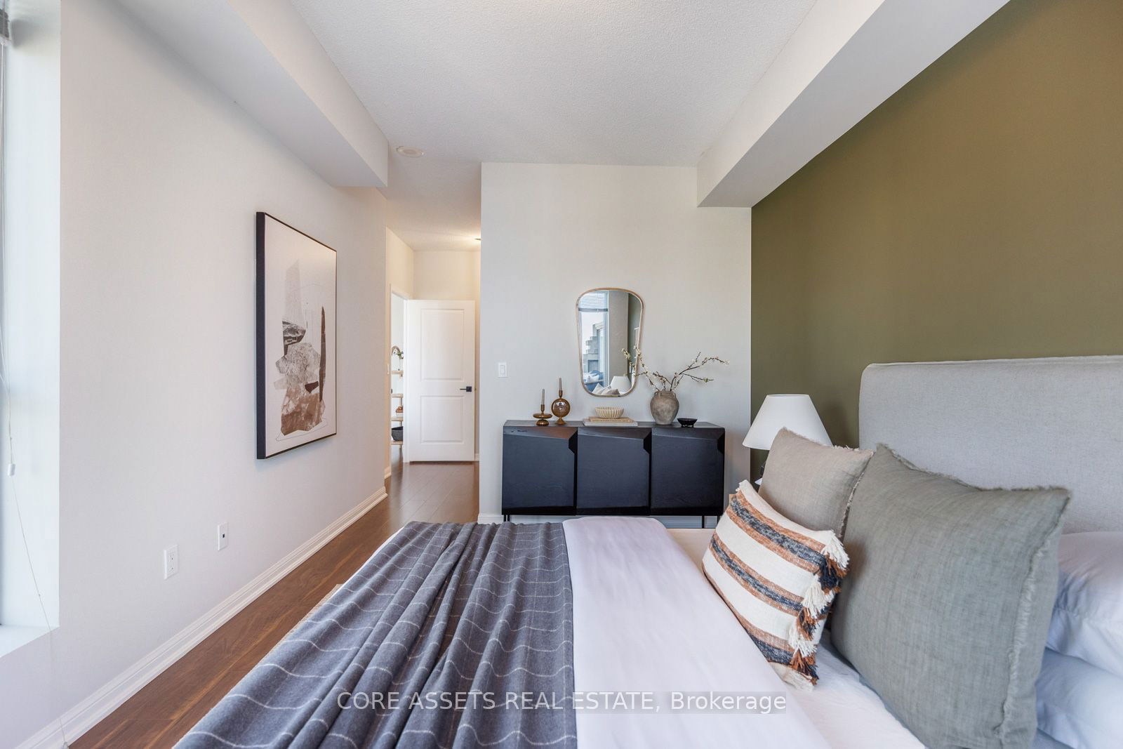 628 Fleet St, unit 2102 for sale - image #33