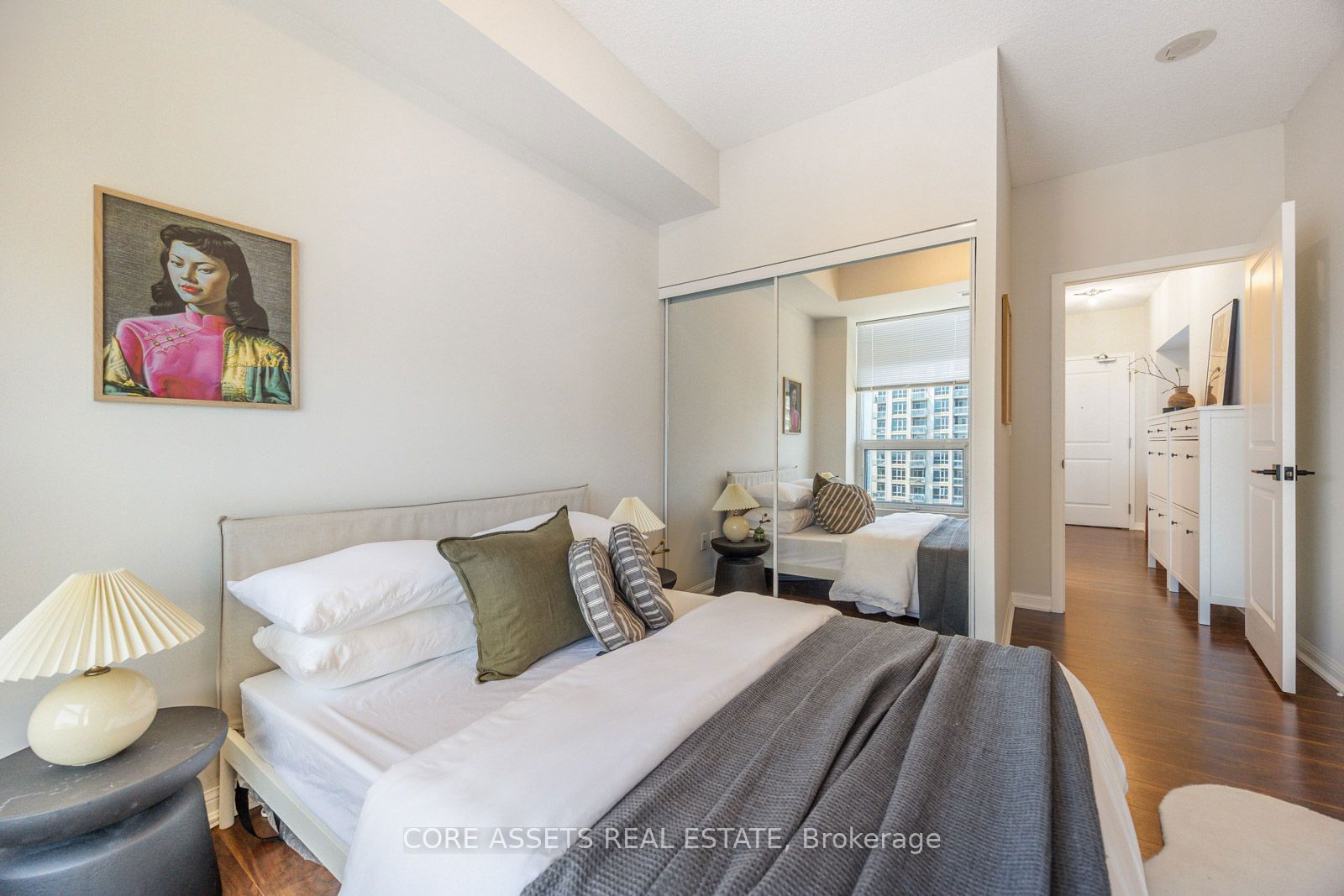 628 Fleet St, unit 2102 for sale - image #7