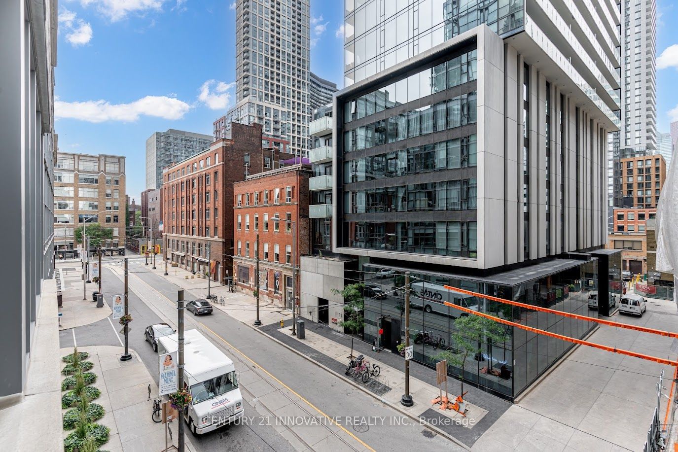 8 Charlotte St, unit 303 for sale