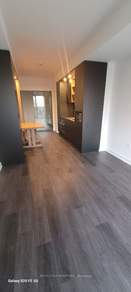 55 Charles St E, unit 1304 for rent