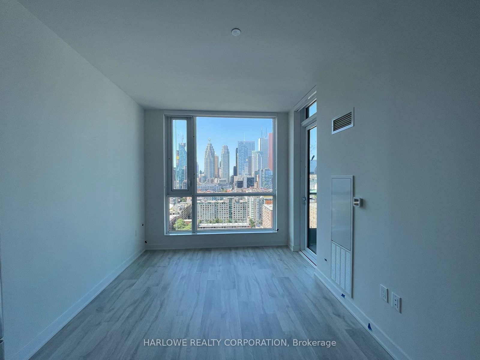 135 Lower Sherbourne St, unit 1950 W for rent - image #2