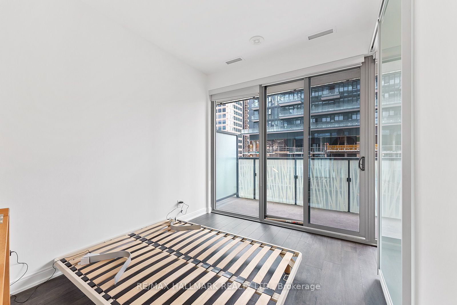 50 Charles St E, unit 601 for rent - image #14