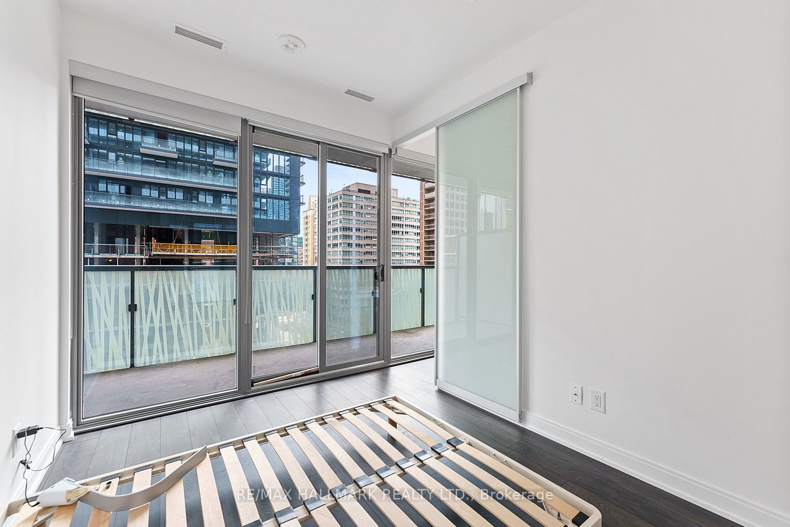 50 Charles St E, unit 601 for rent - image #15