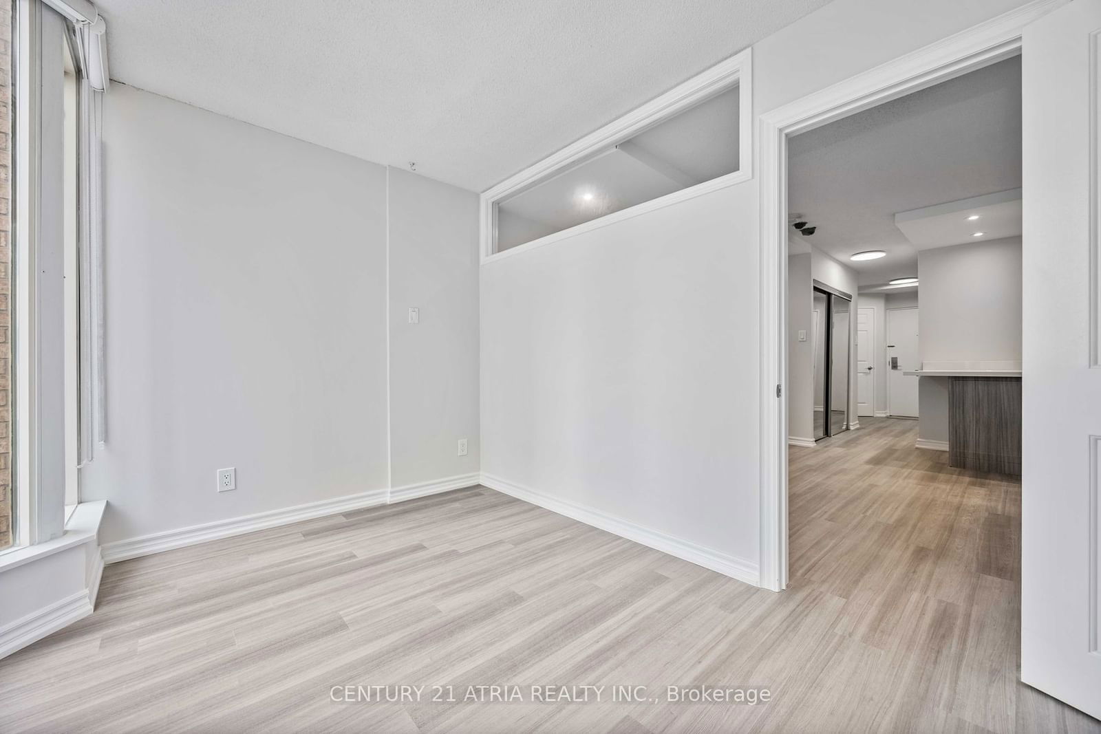 55 Centre Ave, unit 2205 for rent - image #17