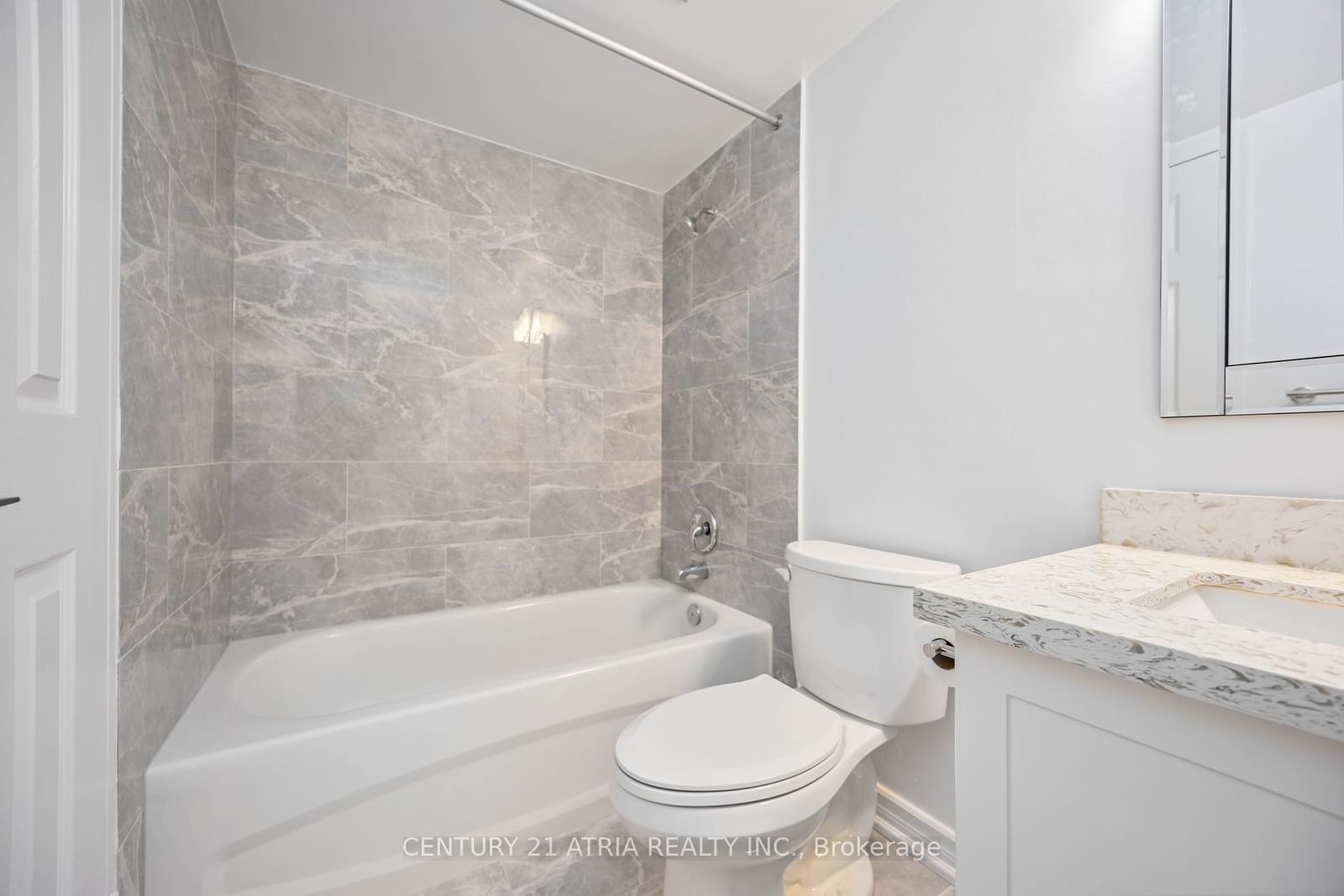 55 Centre Ave, unit 2205 for rent - image #21