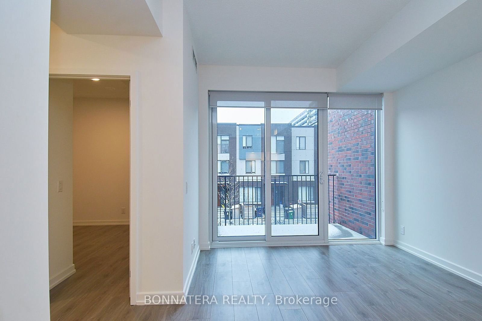 20 Tubman Ave, unit 211 for rent - image #13