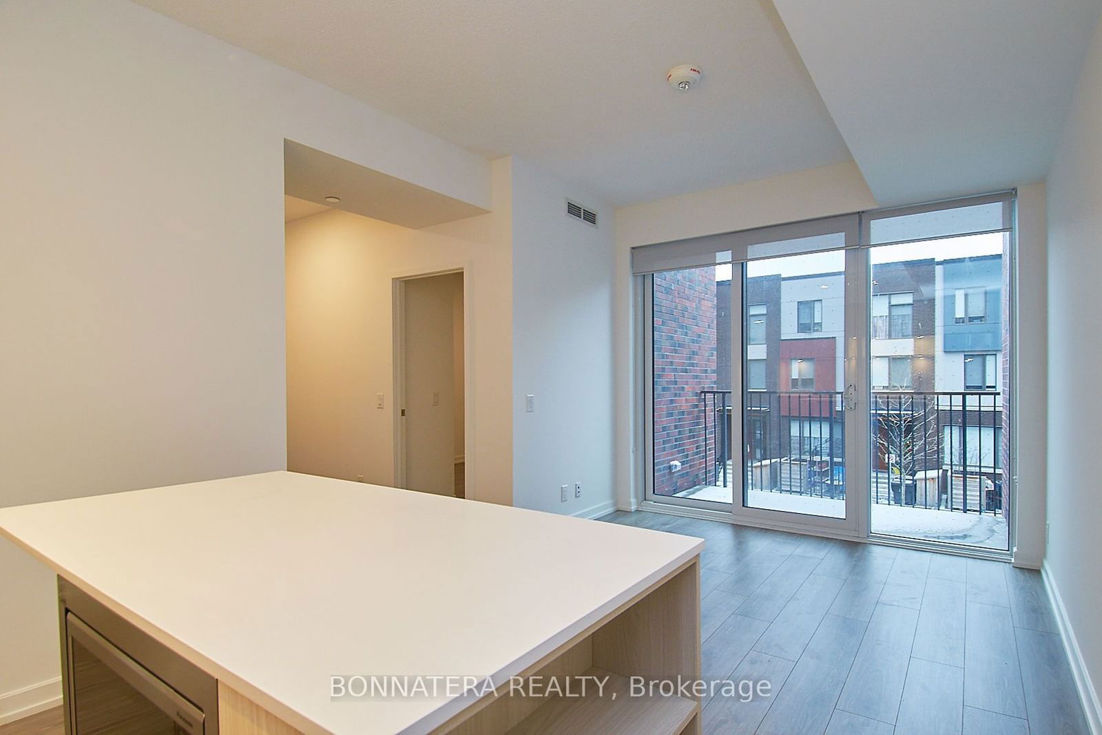 20 Tubman Ave, unit 211 for rent - image #15