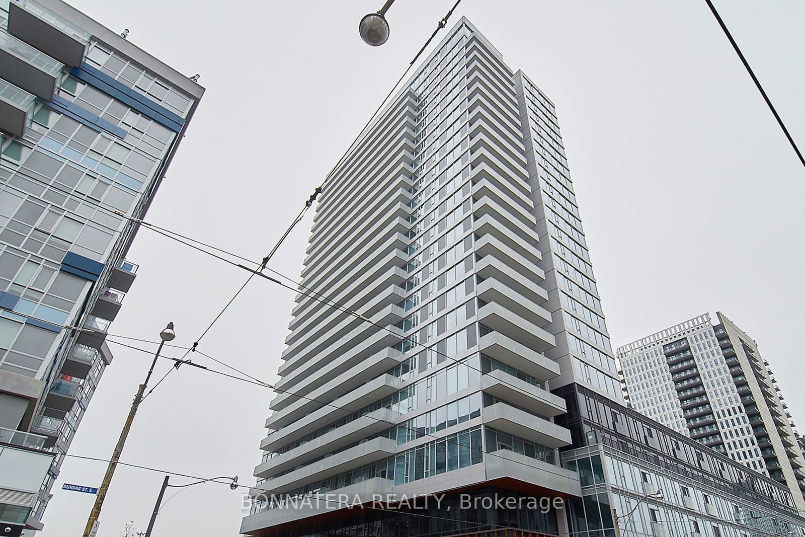 20 Tubman Ave, unit 211 for rent - image #3