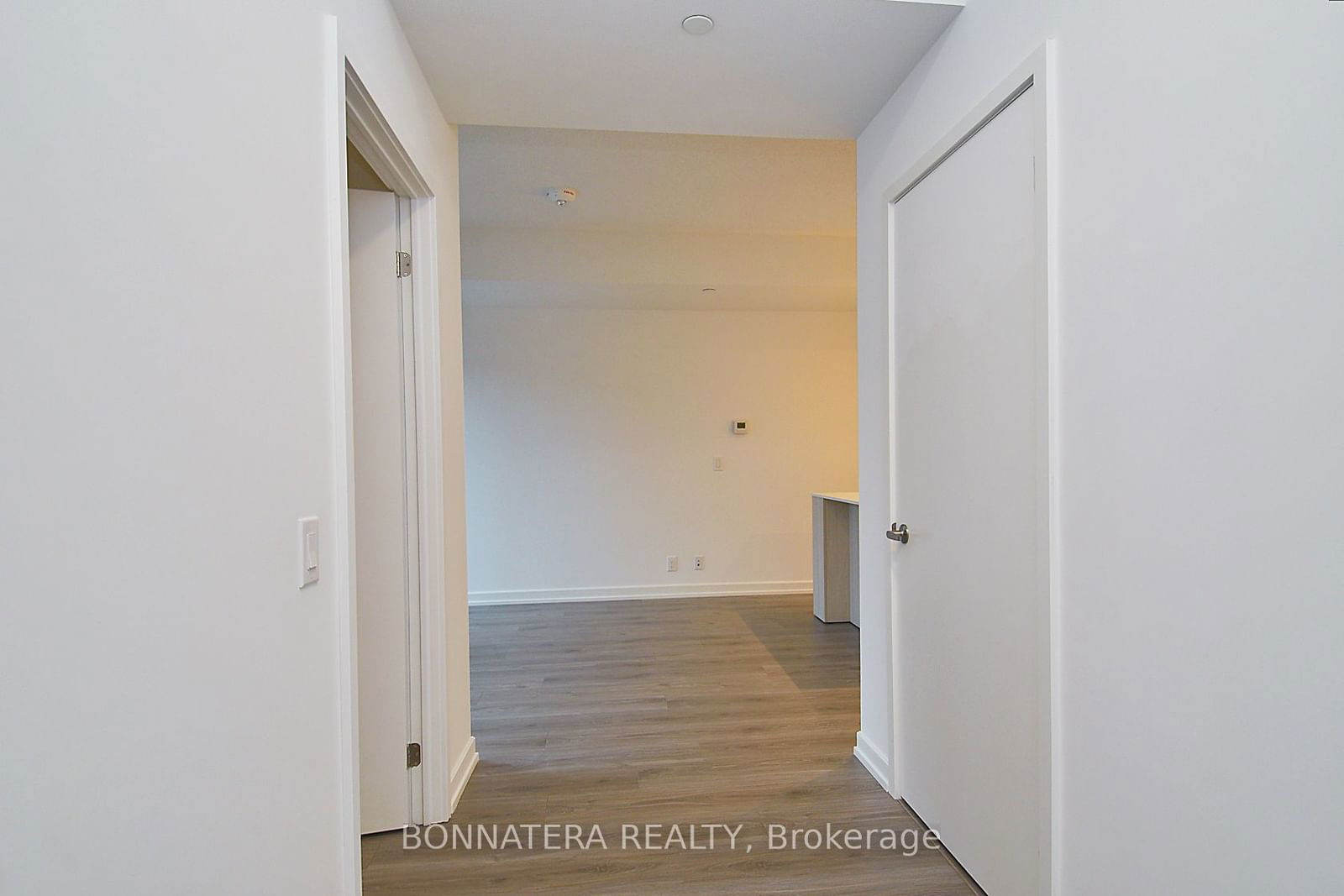 20 Tubman Ave, unit 211 for rent - image #30