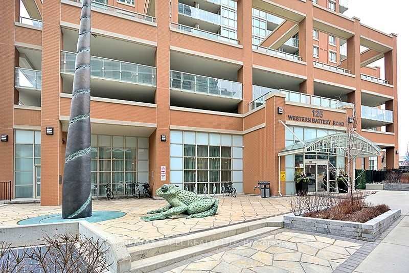 125 Western Battery Rd, unit 1206 for rent