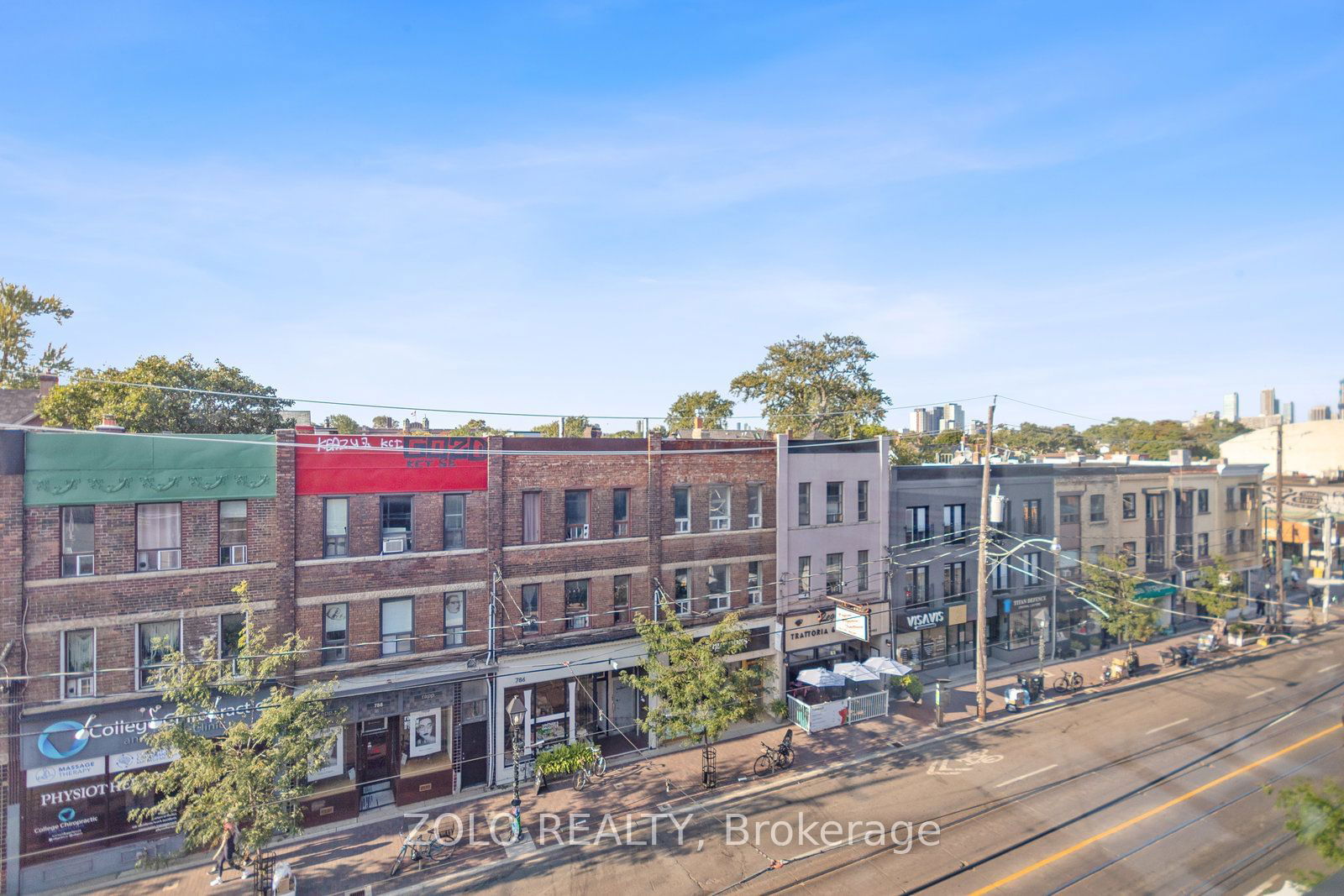 799 College St, unit 403 for sale - image #23