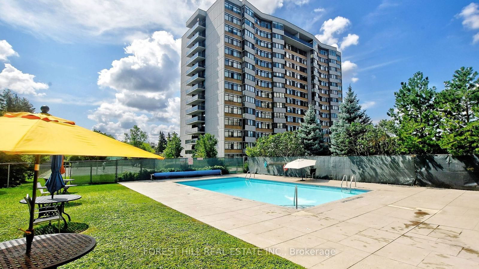 90 Fisherville Rd, unit 201 for sale