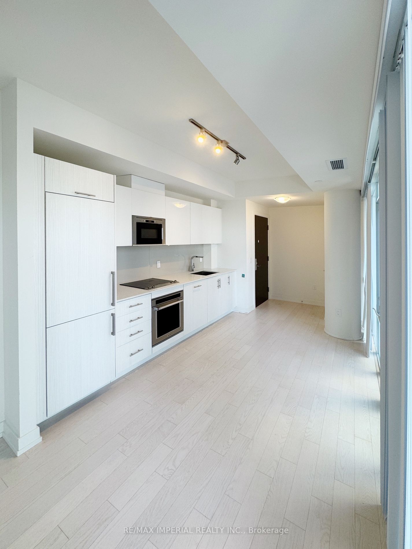 330 Richmond St W, unit 1715 for rent - image #11